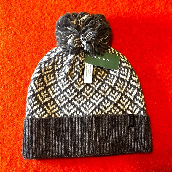 Eco-friendly gray and white Nordic wool blend jacquard pompom tuque hat NWT - Picture 2 of 8